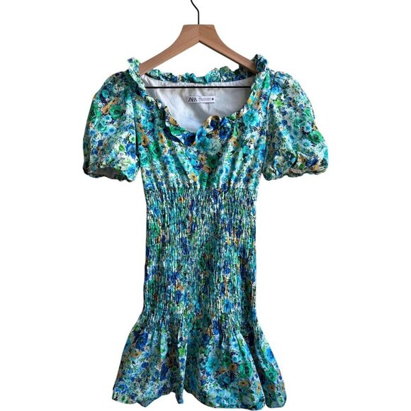 Zara Dresses & Skirts - ZARA Floral Smocked Ruffle Puff Sleeve Mini dress XS